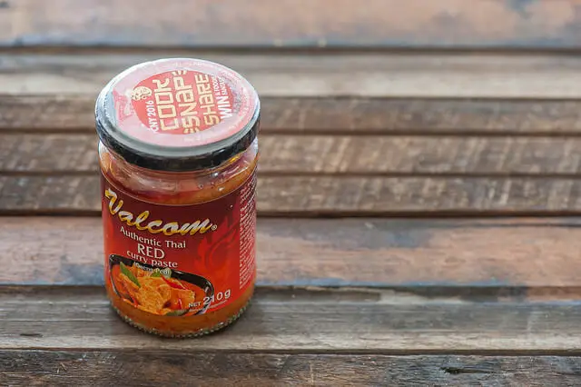 El mejor sustituto fácil de la pasta de curry rojo tailandés El mejor sustituto fácil de la pasta de curry rojo tailandés