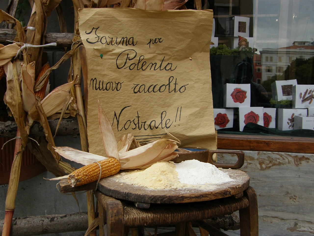 ¿Cómo puedes sustituir la harina de maíz en tus recetas favoritas?